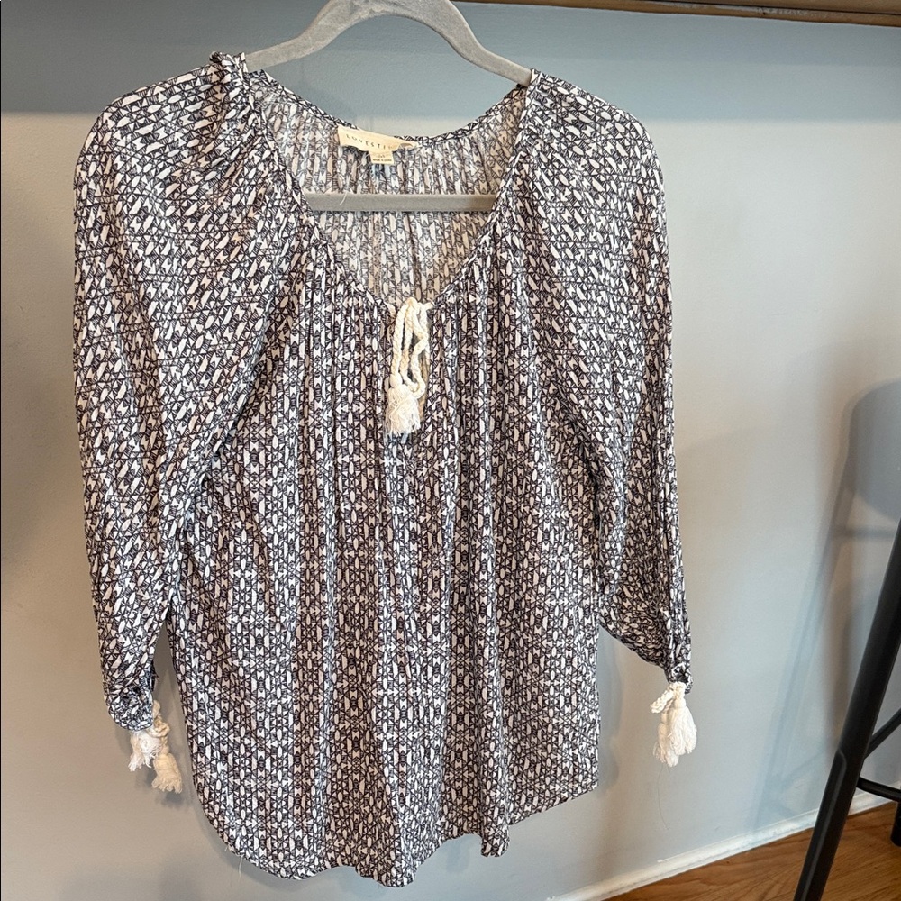 LOVESTITCH Top